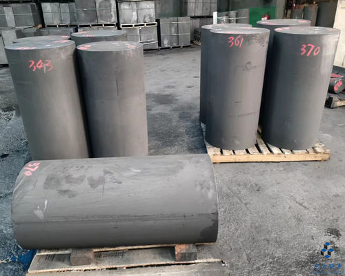 Hoogzuivere koolstofcrucibles Grafietblok 1,80 G/Cm3 Hoogtemperatuurweerstand