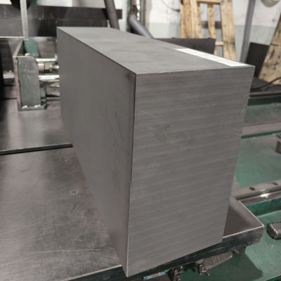 1.80 g/cc Dichtheid Grafietstaven Isostatisch Grafietblok voor smeltkroes en dozen