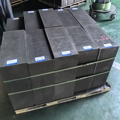 Chinese fabrikant Grafietstaven Isostatische grafiet rond voor smeltkroes